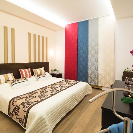 Luxury Apartments Pricna Praga Esterno foto