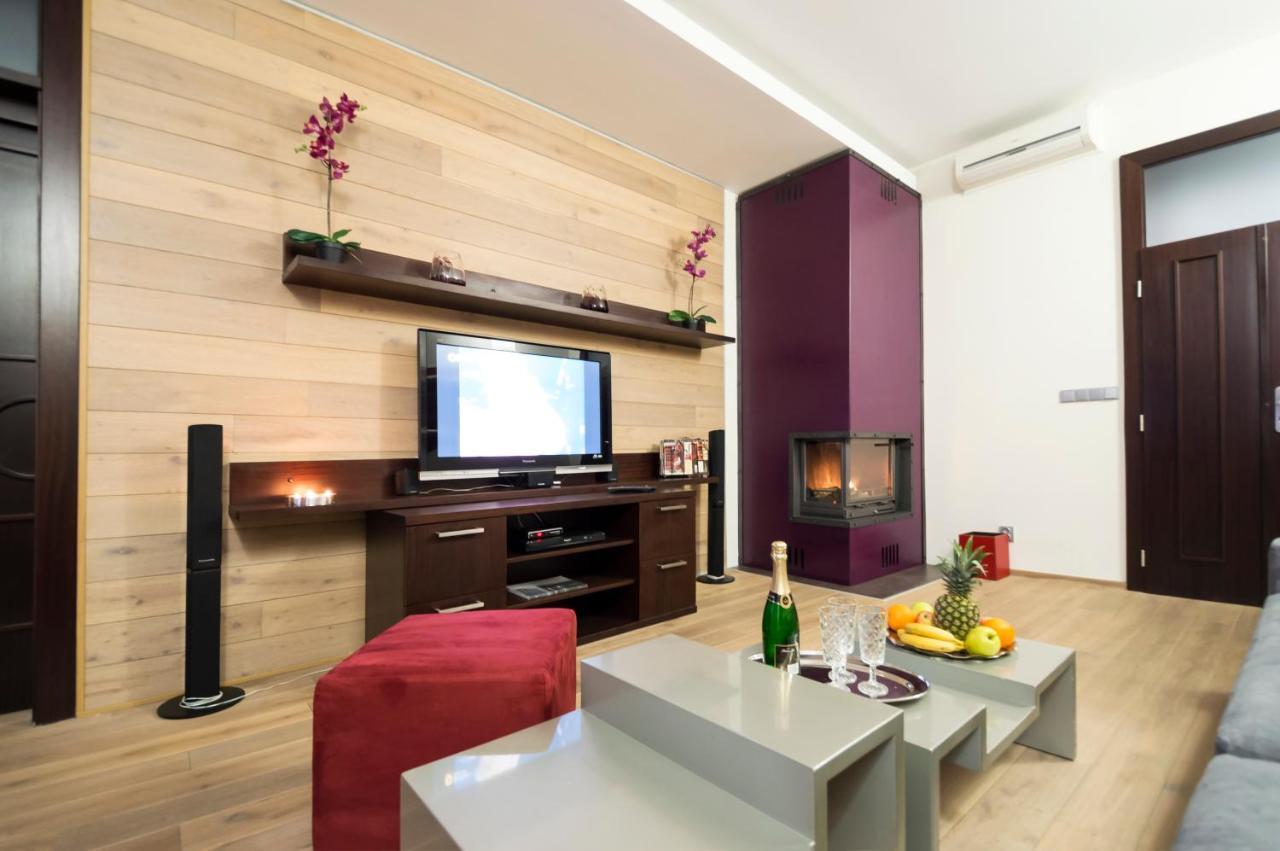Luxury Apartments Pricna Praga Esterno foto
